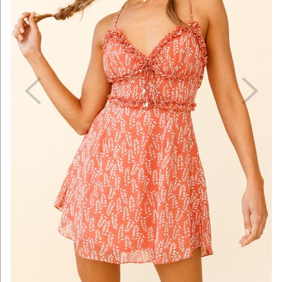 Selfie Leslie dress, size medium - Picture 5 of 10